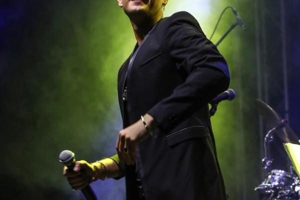 bekekoncert876CAB746-AF99-0AAF-D414-21F194E01D43.jpg