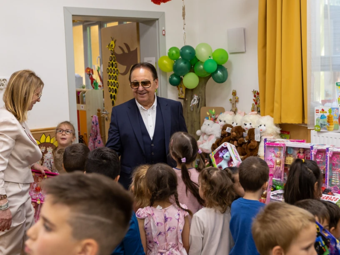 Fásy Ádám mosoly csalt az arcokra Karcagon Blikk